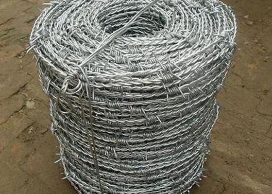 China Escoja/diámetro galvanizado eléctrico de la malla 1.0-3.5m m del alambre de púas del doble proveedor